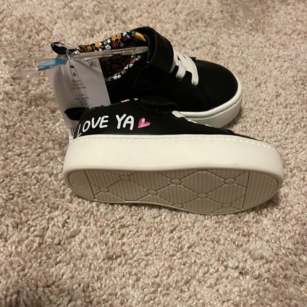 Brand new size 4c carters sneakers - Picture 3 of 4